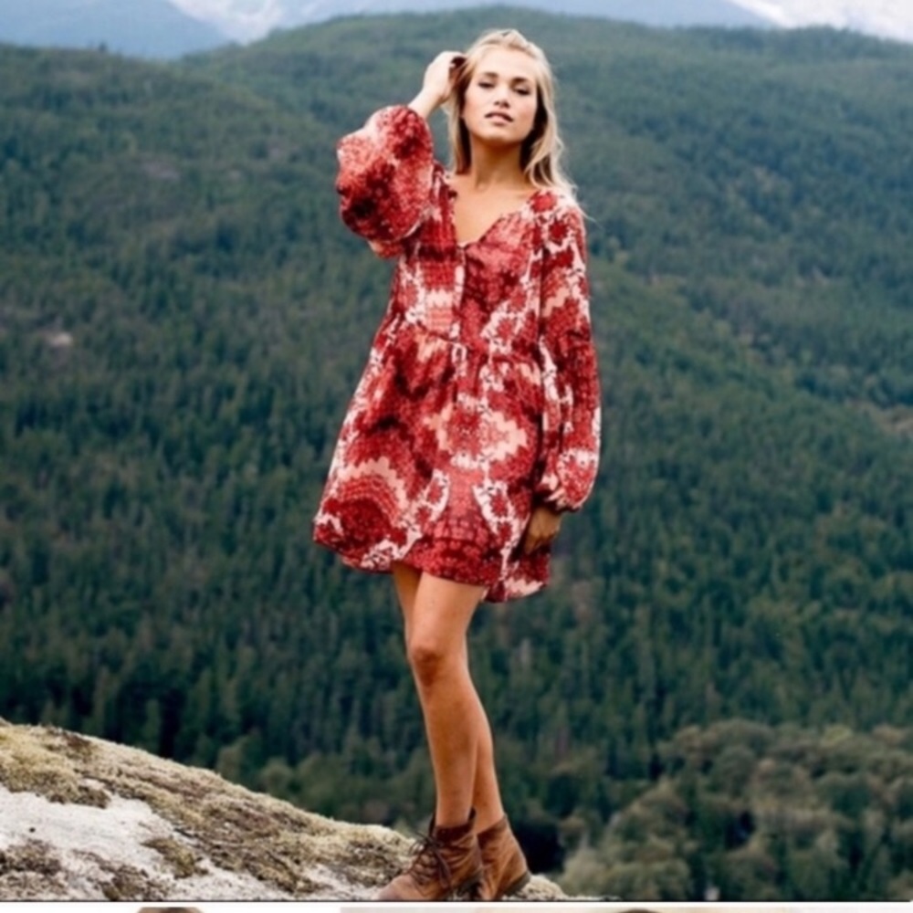 Show me your Mumu dress. Size medium